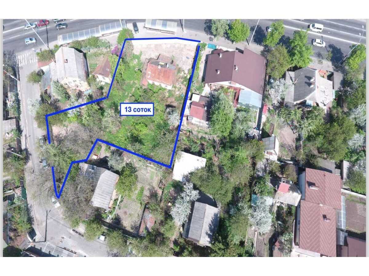 Продам  ділянку під житлову забудову Київ, Голосіївський, просп. Валерія Лобановського. 