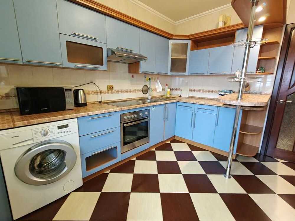 Здам довгостроково 1-к квартиру Київ, Деснянський, вул. Градинська, 20. 