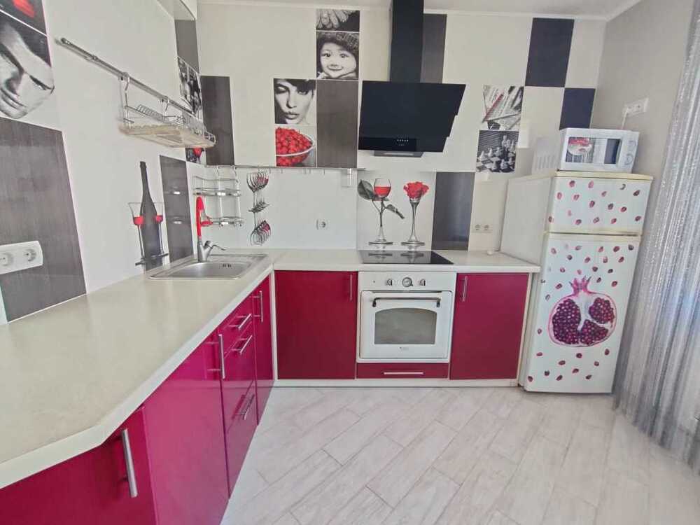 Здам довгостроково 1-к квартиру Київ, Дарницький, вул. Бориса Гмирі, 12б. 