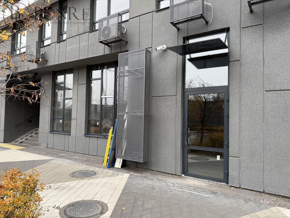 Оренда, Торгове, Фасад, Родини Кістяківських, 45м2