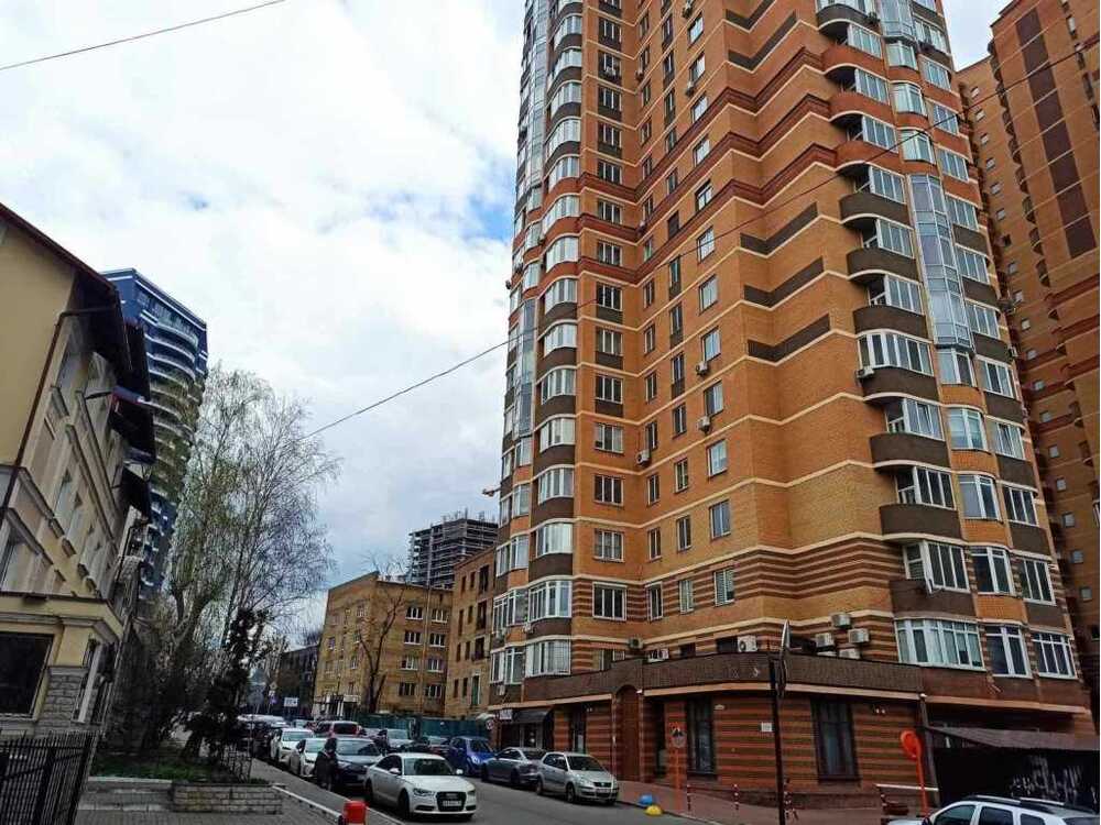 Продам 3-к квартиру Київ, Печерський, пров. Лабораторний, 6. 