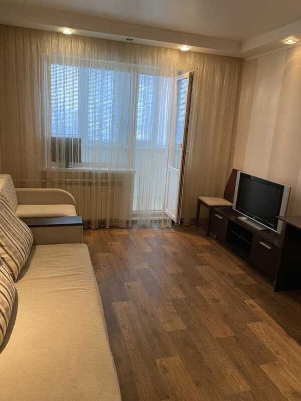 Здам довгостроково 1-к квартиру Київ, Голосіївський, вул. Феодосійська, 48/52. 