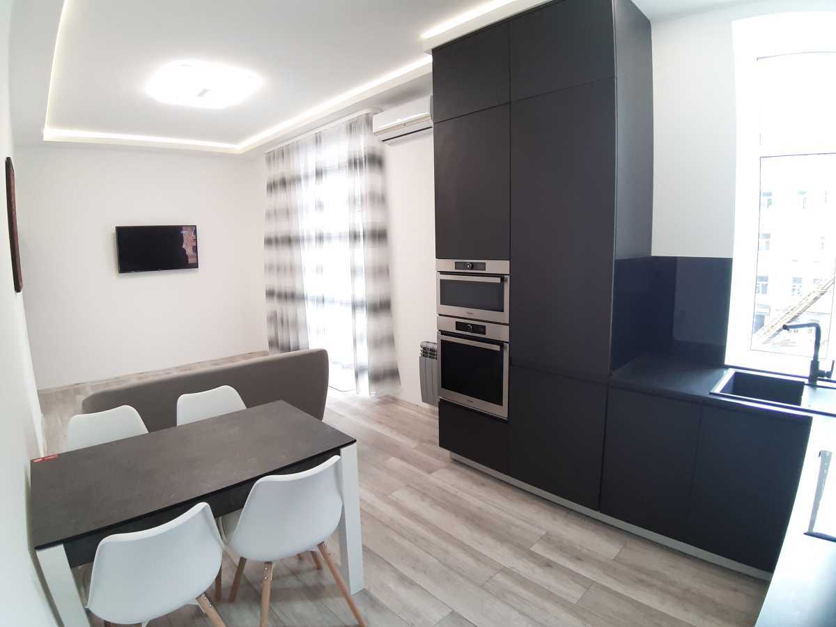 Здам довгостроково 2-к квартиру Київ, Шевченківський, вул. Пирогова, 10Г. 