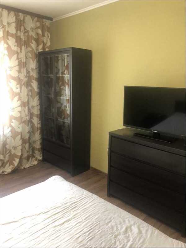 Здам довгостроково 1-к квартиру Київ, Дарницький, вул. Григорія Ващенка, 5. 