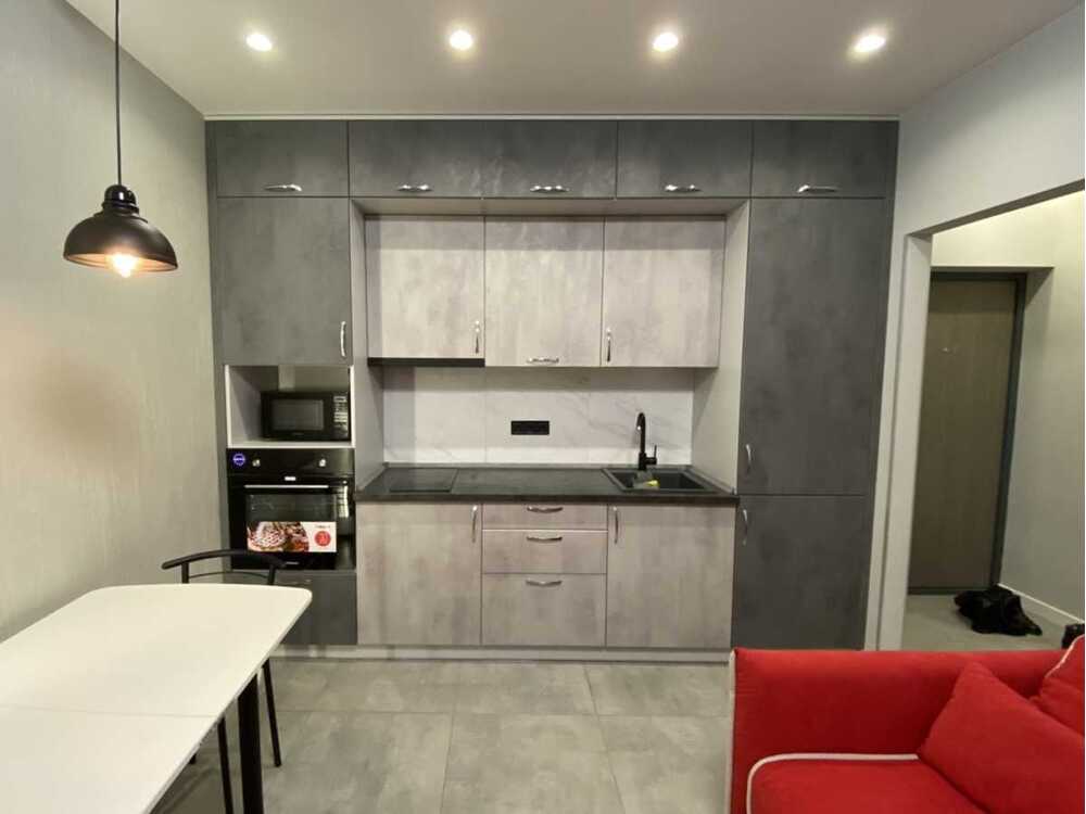 Продам 1-к квартиру Київ, Шевченківський, вул. Салютна, 2. 