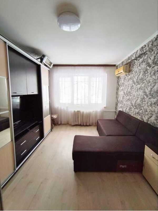 Здам довгостроково 2-к квартиру Київ, Солом`янський, вул. Ушинського, 5. 