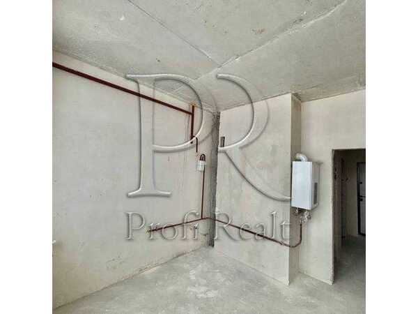 Продам 2-к квартиру Києво-Святошинський, Крюківщина, Одеська вулиця, 27А. 