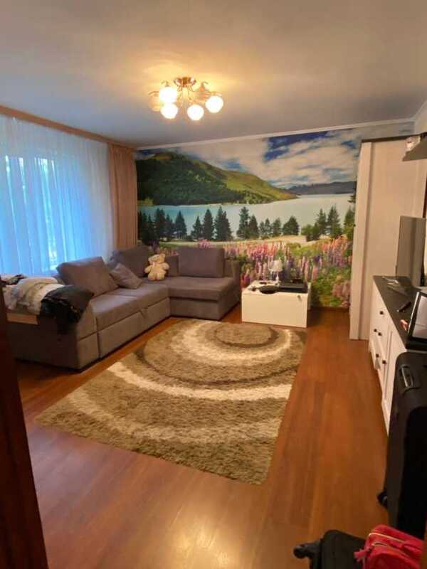 Здам довгостроково 3-к квартиру Київ, Дарницький, вул. Ревуцького, 8. 