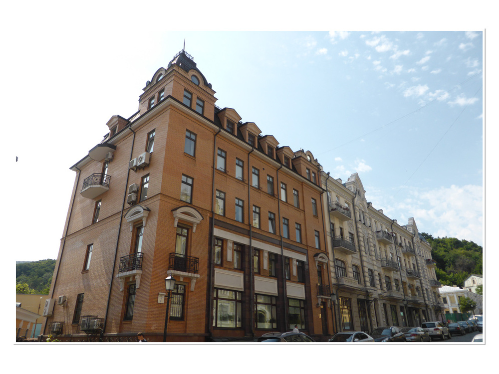 Оренда приміщення під офіс по вул. Андріївський узвіз, 1А