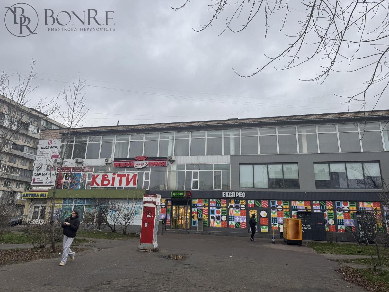 Оренда, Торгове, Фасад , Йорданська, 500 м2.