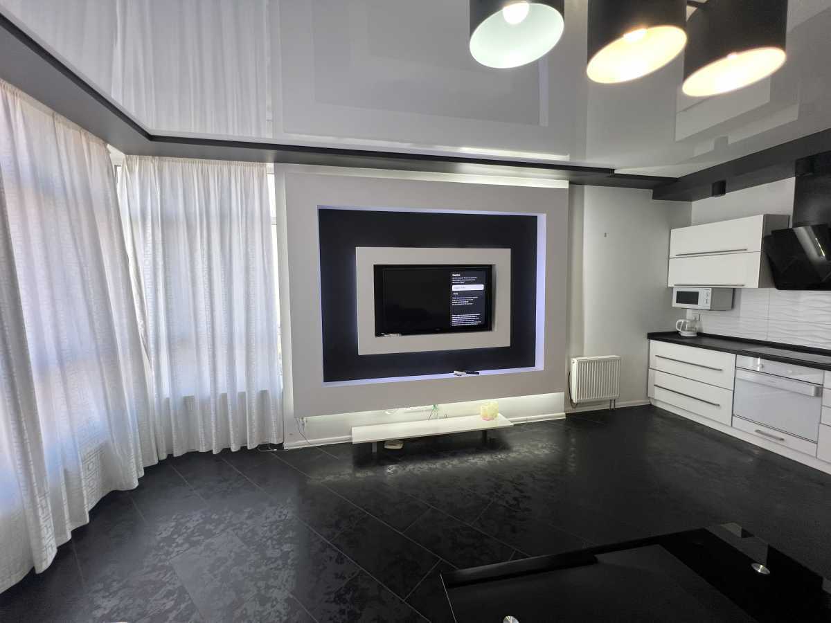 Продам 2-к квартиру Київ, Солом`янський, просп. Валерія Лобановського, 4г. 