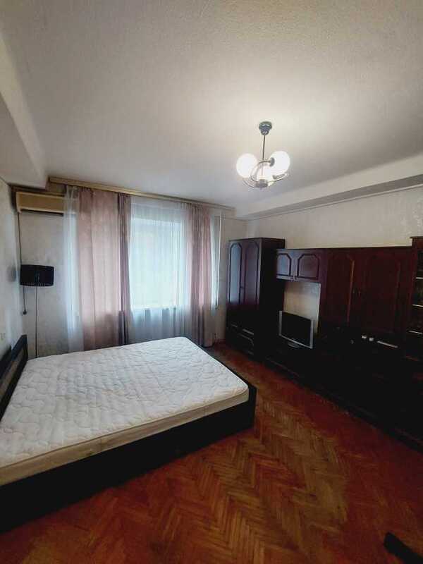 Здам довгостроково 2-к квартиру Київ, Печерський, вул. Академіка Філатова, 1/22. 