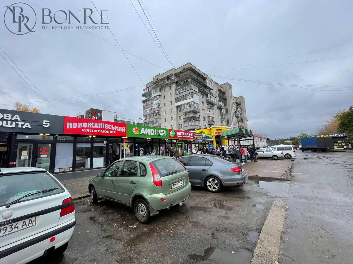 Оренда, Фасадний вхід, Торгового Приміщення, Ромни 35м2