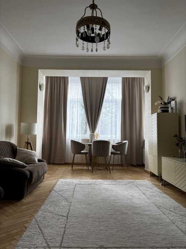 Здам довгостроково 2-к квартиру Київ, Печерський, вул. Кропивницького, 18. 