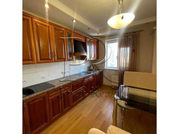 Продам 3-к квартиру Київ, Солом`янський, вул. Курська, 13-Е. 