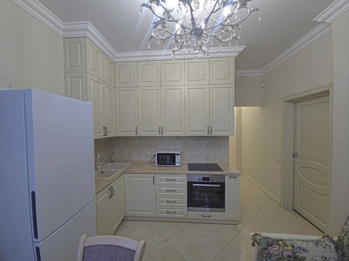 Здам довгостроково 1-к квартиру Київ, Шевченківський, вул. Дмитрівська, 82. 