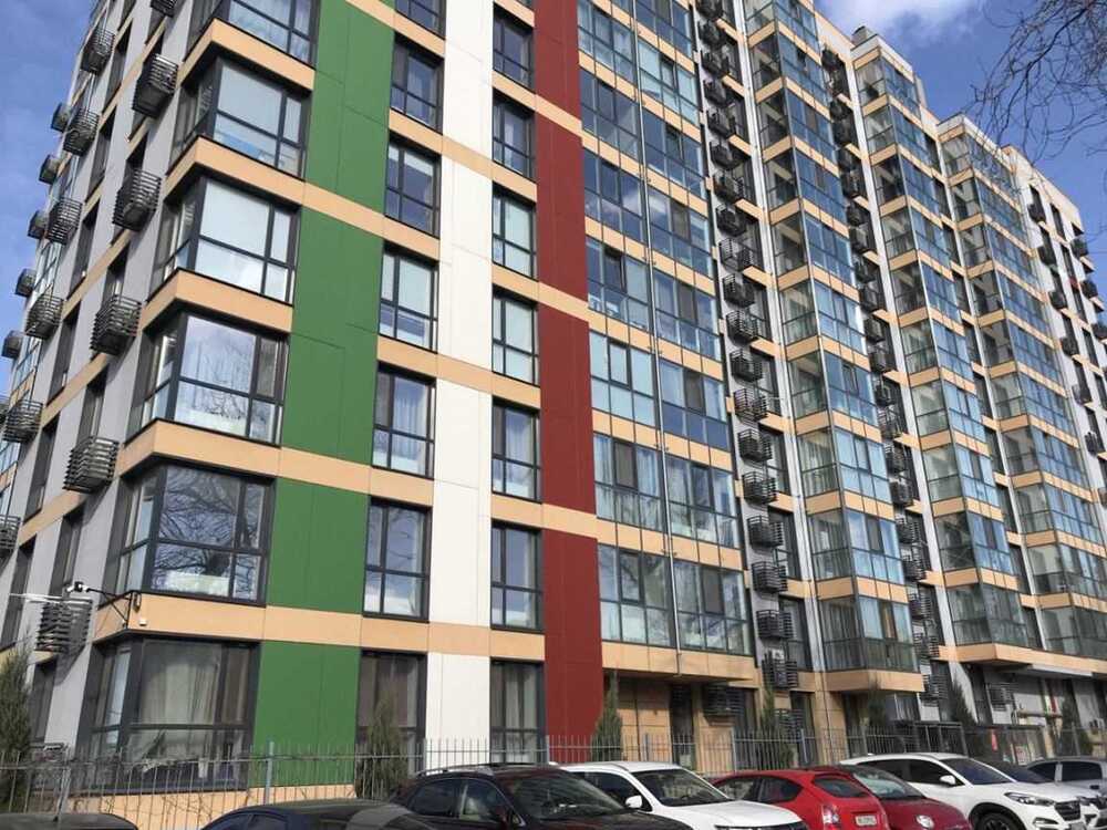 Продам 1-к квартиру Дніпро, Шевченківський, Василя Вишиваного, 42-а. 