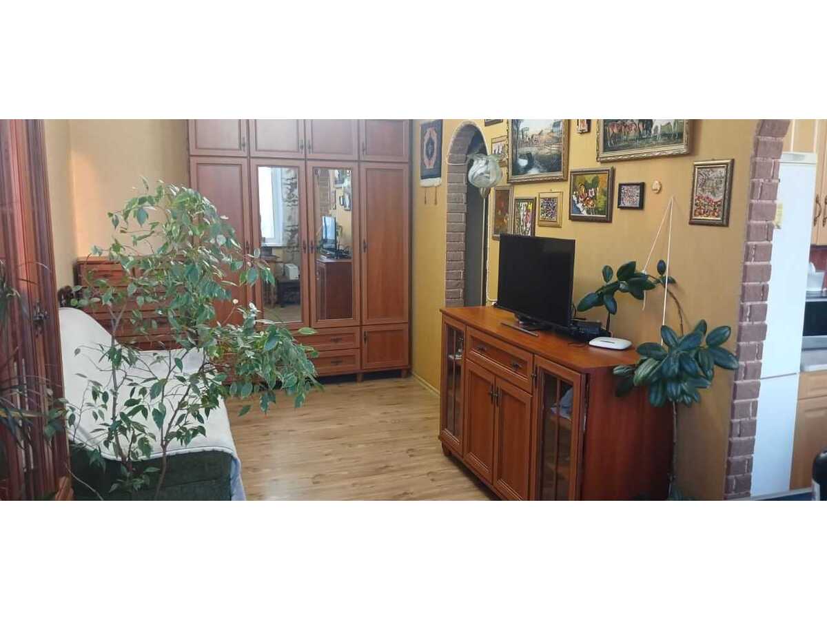 Продам 1-к квартиру Київ, Солом`янський, просп. Повітрофлотський, 51. 