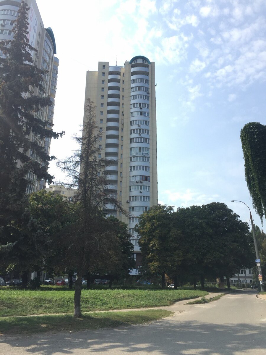 Оренда видової 2к квартири бульвар Миколи Руденко ( Кольцова), 14з, без%