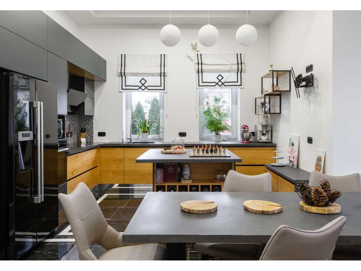 Продам 4-к дім Бучанський, Петропавлівська Борщагівка, Харківська. 