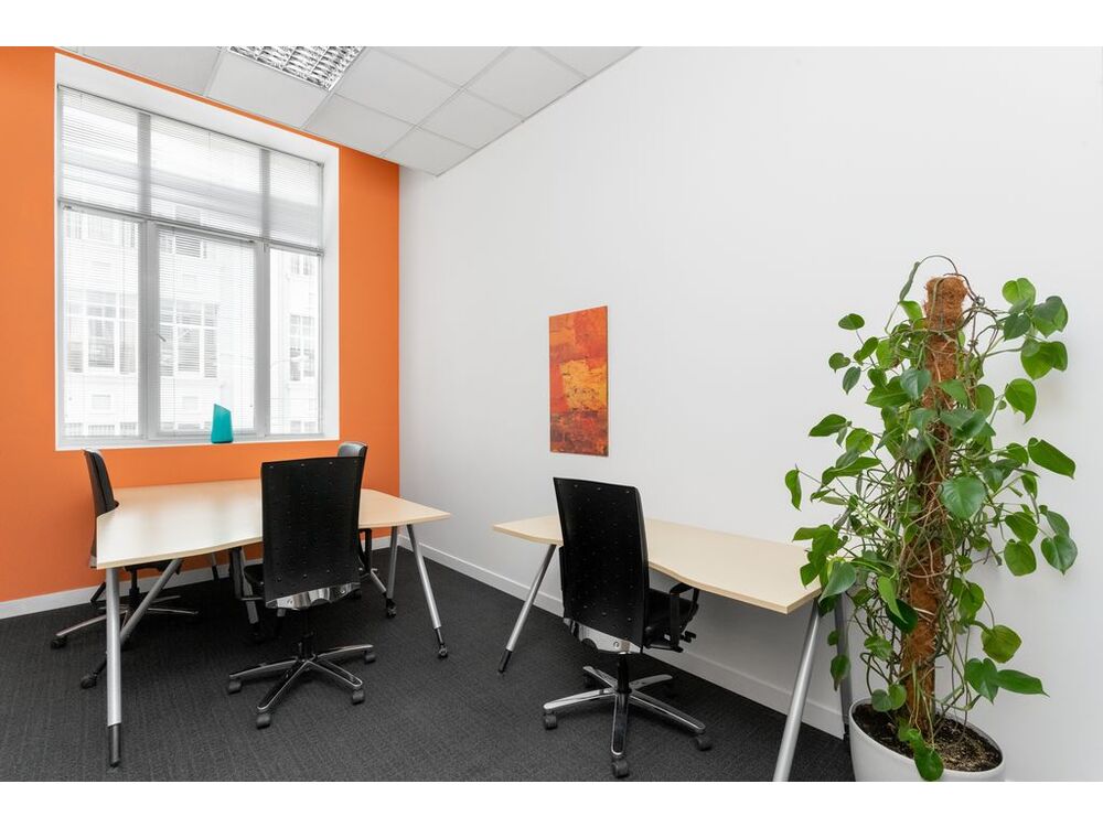 Усе включено: професійний офісний простір для 15 осіб у Regus Horizon park