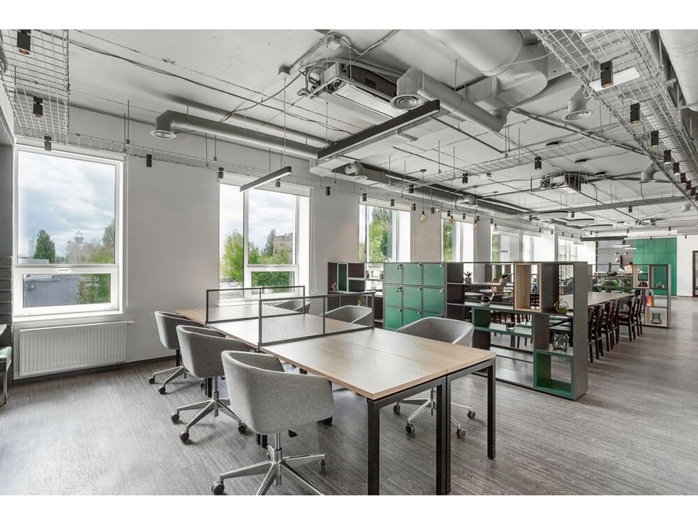 Оренда коворкінгу у Regus Forum West Side