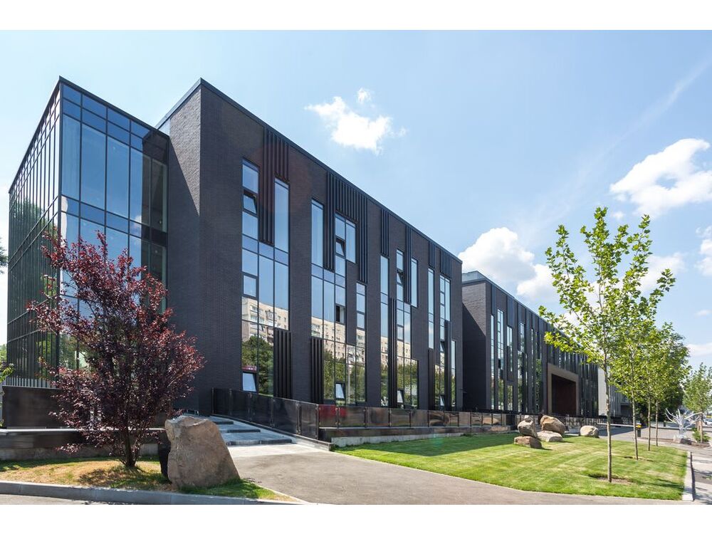 Приватний офіс для двох осіб у Regus Avenue 53