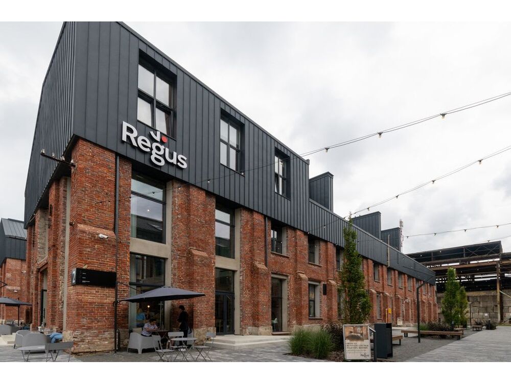 Приватний офіс для двох осіб у Regus KIVSH