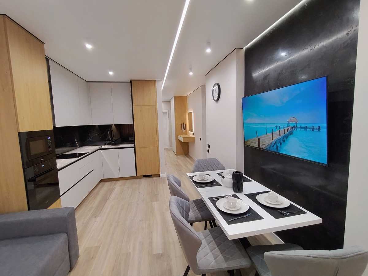 Продам 3-к квартиру Київ, Подільський, просп. Європейського Союзу, 45б. 