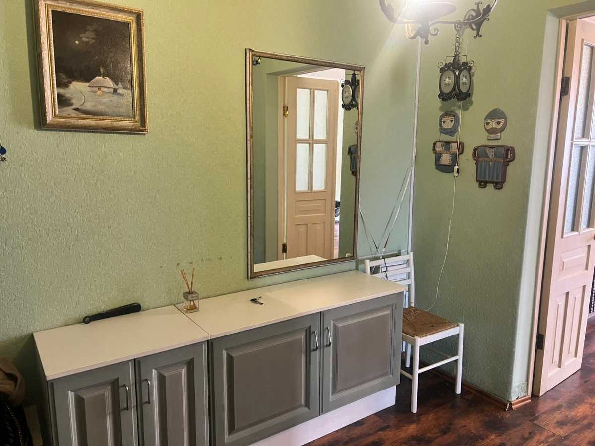 Здам довгостроково 2-к квартиру Київ, Печерський, вул. Старонаводницька, 4. 