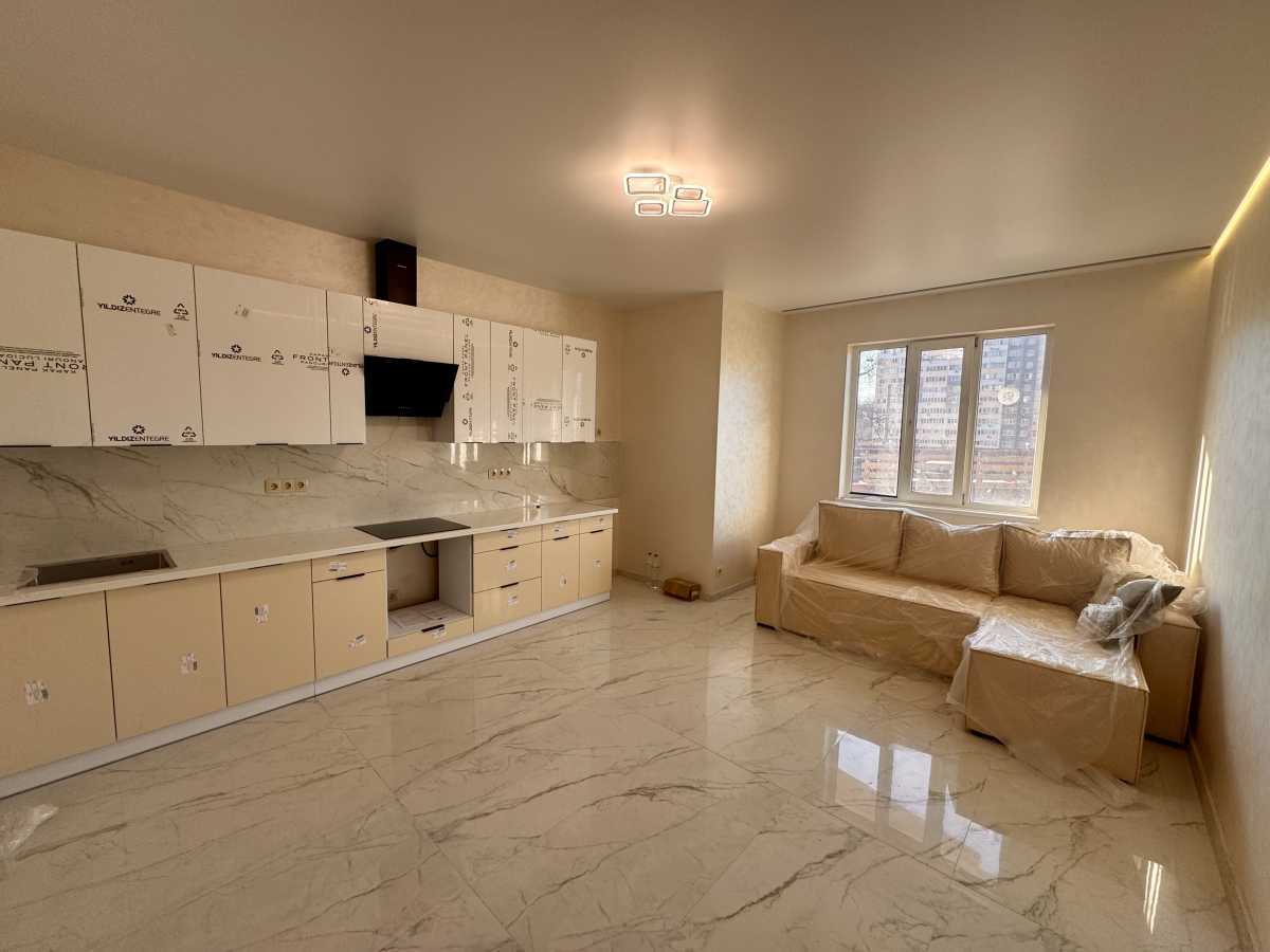 Продам 1-к квартиру Київ, Шевченківський, вул. Жамбила Жабаєва, 22. 