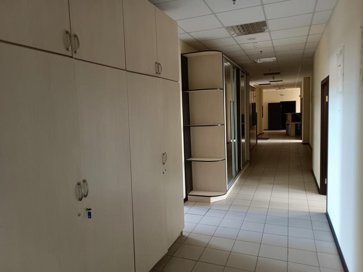 Продаж / Офіс / Харківське шосе, Харківський масив, Київ