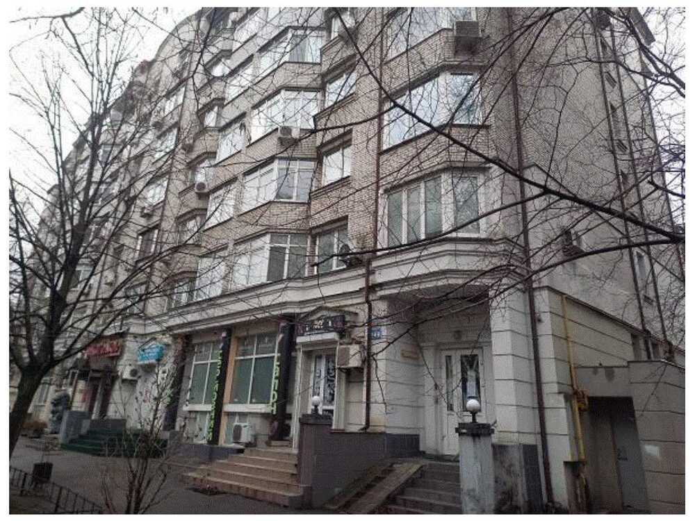 Продам  торгову площу Київ, Солом`янський, вул. Андрія Головка, 12. 