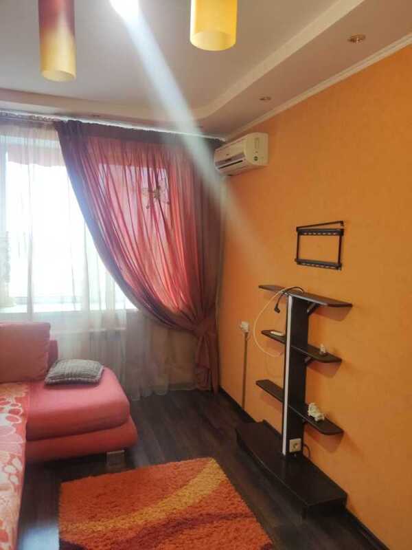 Здам довгостроково 1-к квартиру Броварський, Бровари, Олімпійська, 8Б. 