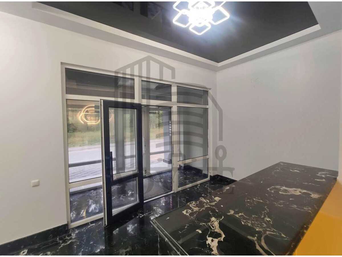 Здам довгостроково  офісне приміщення Київ, Дарницький, пл. Харківська. 