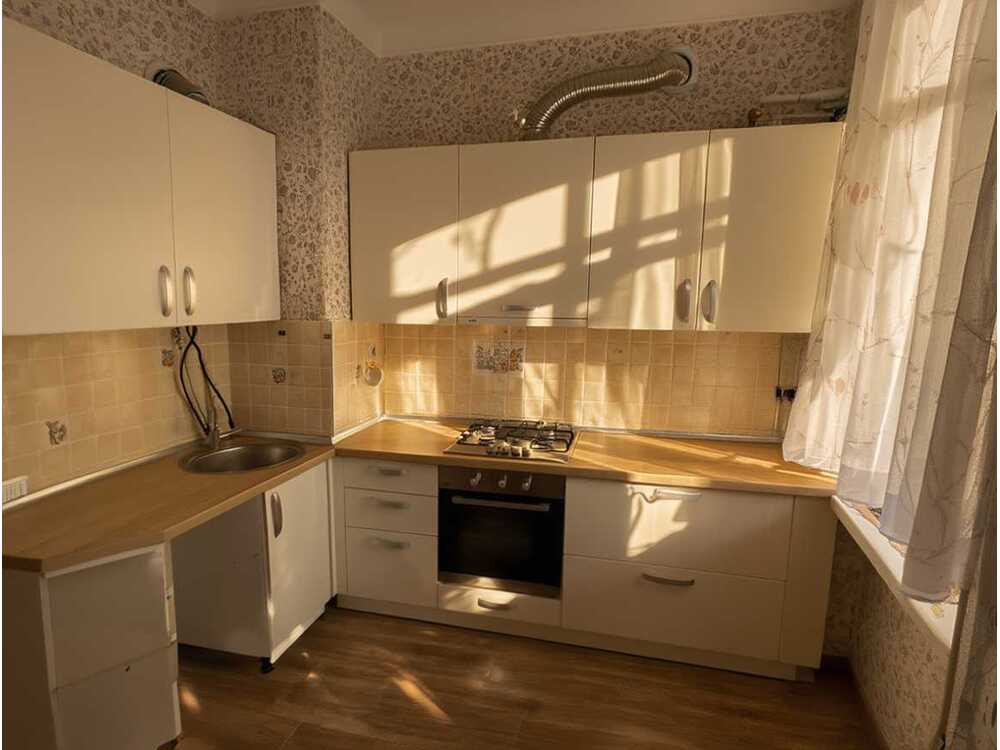 Продам 3-к квартиру Дніпро, Центральний, Боброва, 21а. 