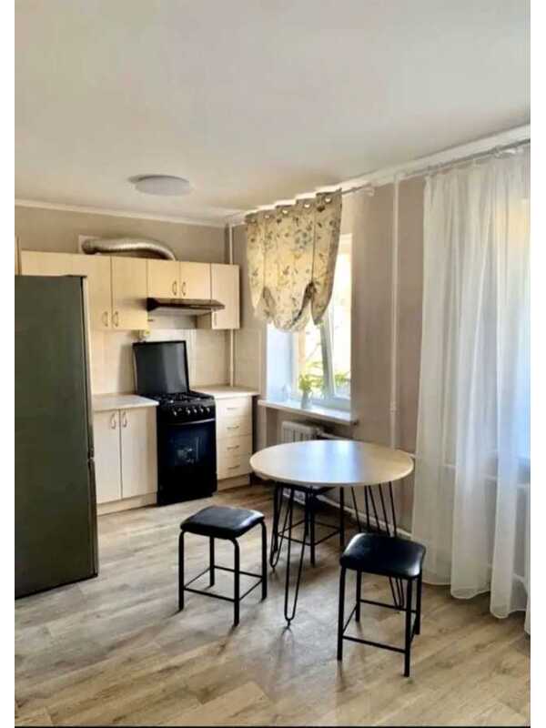 Здам довгостроково 2-к квартиру Київ, Шевченківський, вул. Ольжича, 17. 