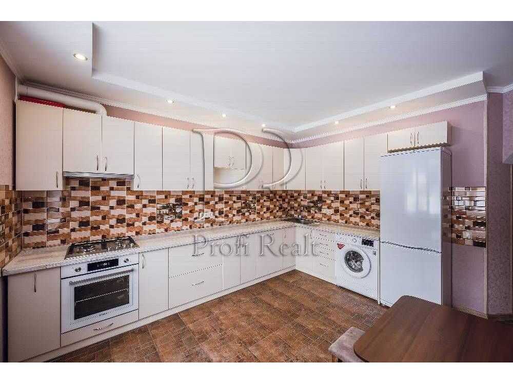 Продам 12-к квартиру Броварський, Перемога, Грушевського вулиця. 