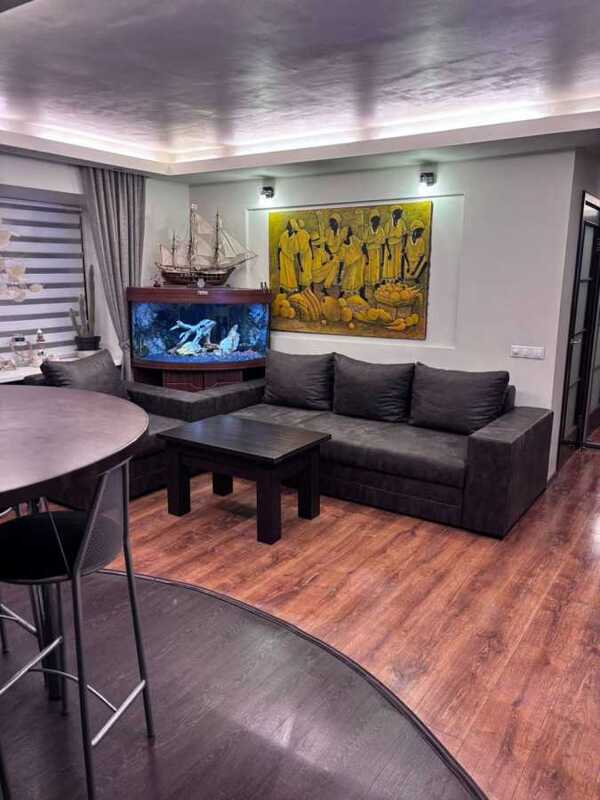 Продам 3-к квартиру Київ, Дніпровський, вул. Русанівська Набережна. 