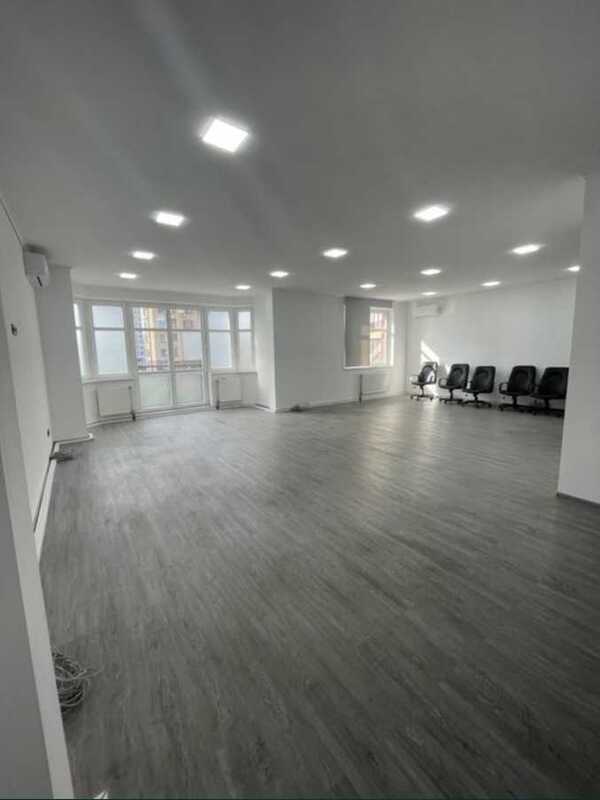 Офіс 140 кв.м, Центр, метро Печерська, вул. Коновальця 32-б, 