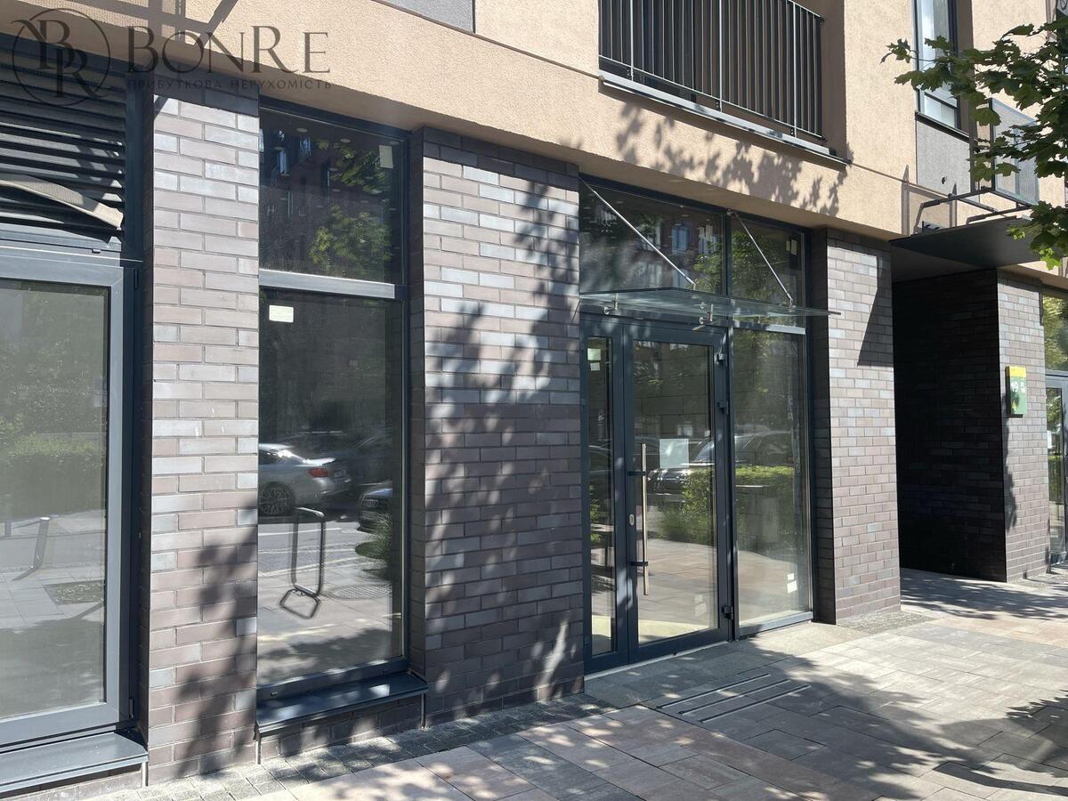 Оренда, Торгове, Фасад, ЖК «Файна Таун», 31,6м2.