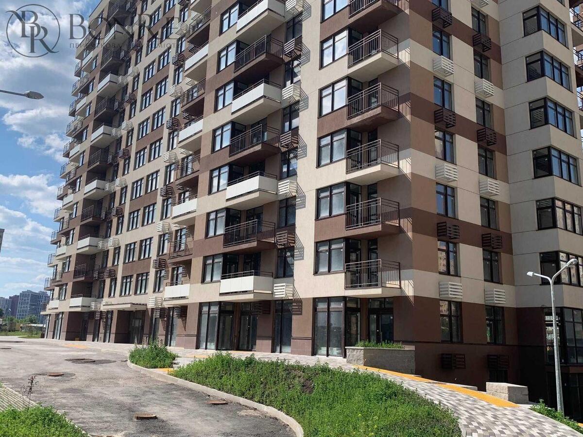 Оренда, Торгове, Фасад, ЖК Варшавський Квартал, 135м2. БЕЗ%