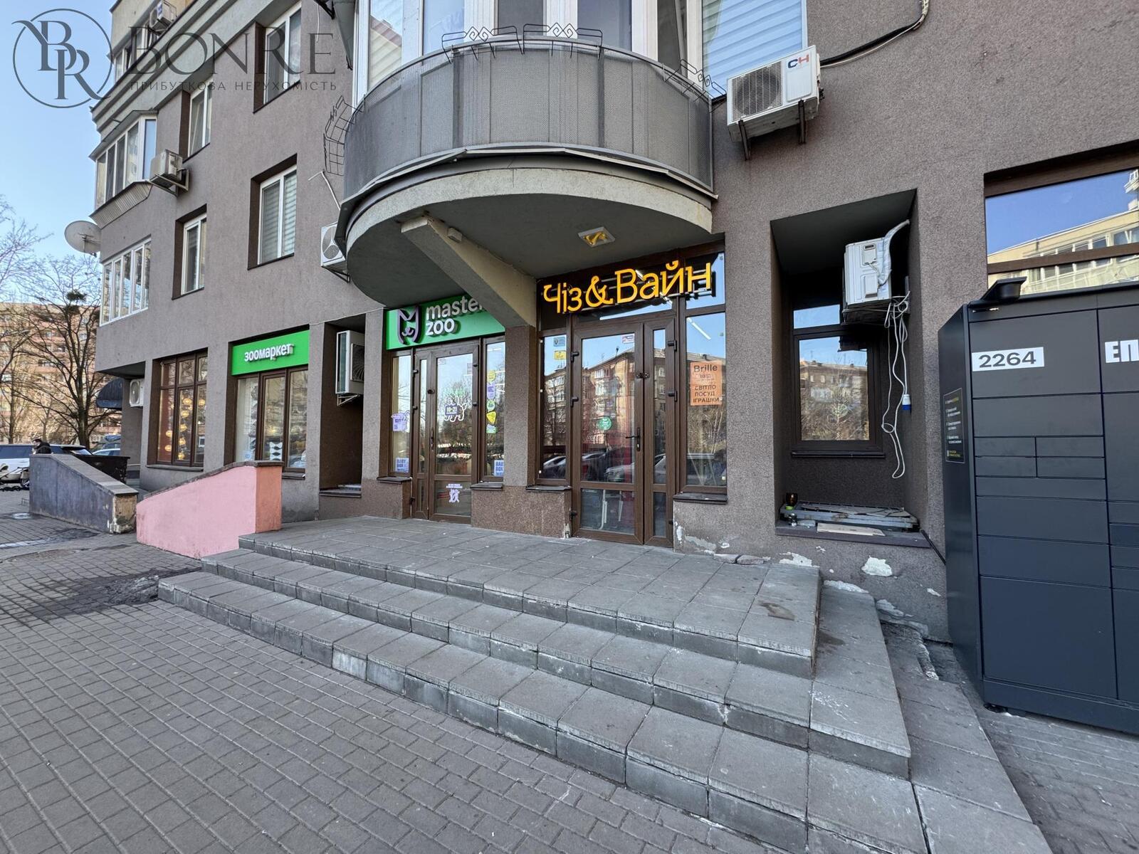 Оренда, Фасадне, Торгове, Юлії Здановської ,84м2