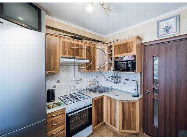 Продам 3-к квартиру Київ, Дніпровський, вул. Вифлеємська, 12. 