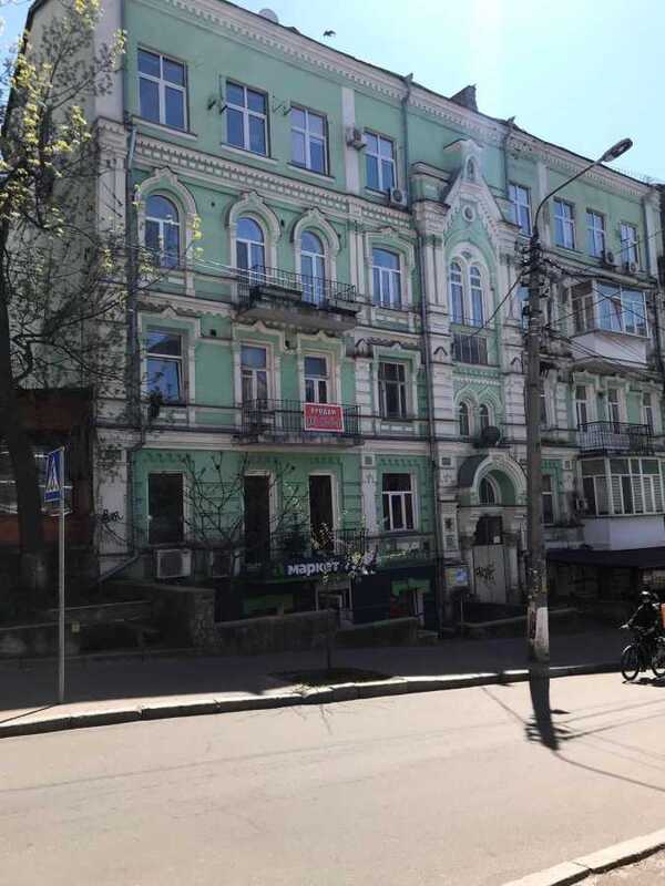 Здам довгостроково 3-к квартиру Київ, Шевченківський, вул. Тургенєвська, 82. 