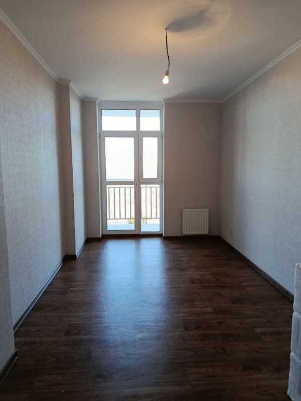 Продам 1-к квартиру Київ, Голосіївський, просп. Академіка Глушкова, 42. 