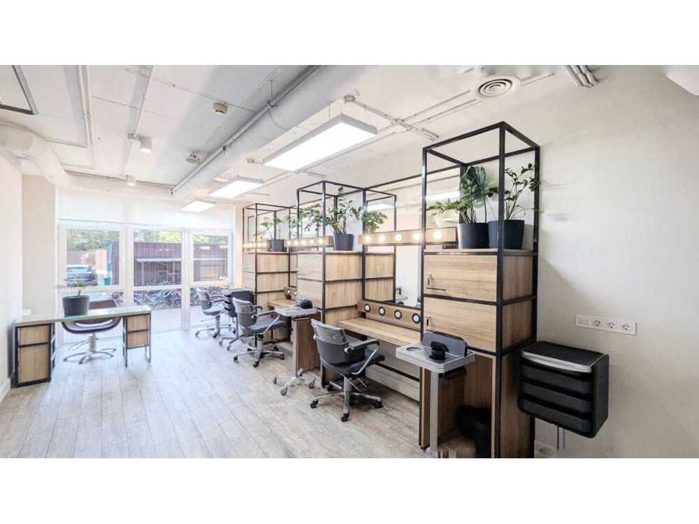 Здам довгостроково  об`єкт сфери послуг Київ, Шевченківський, вул. Глибочицька, 32в. 