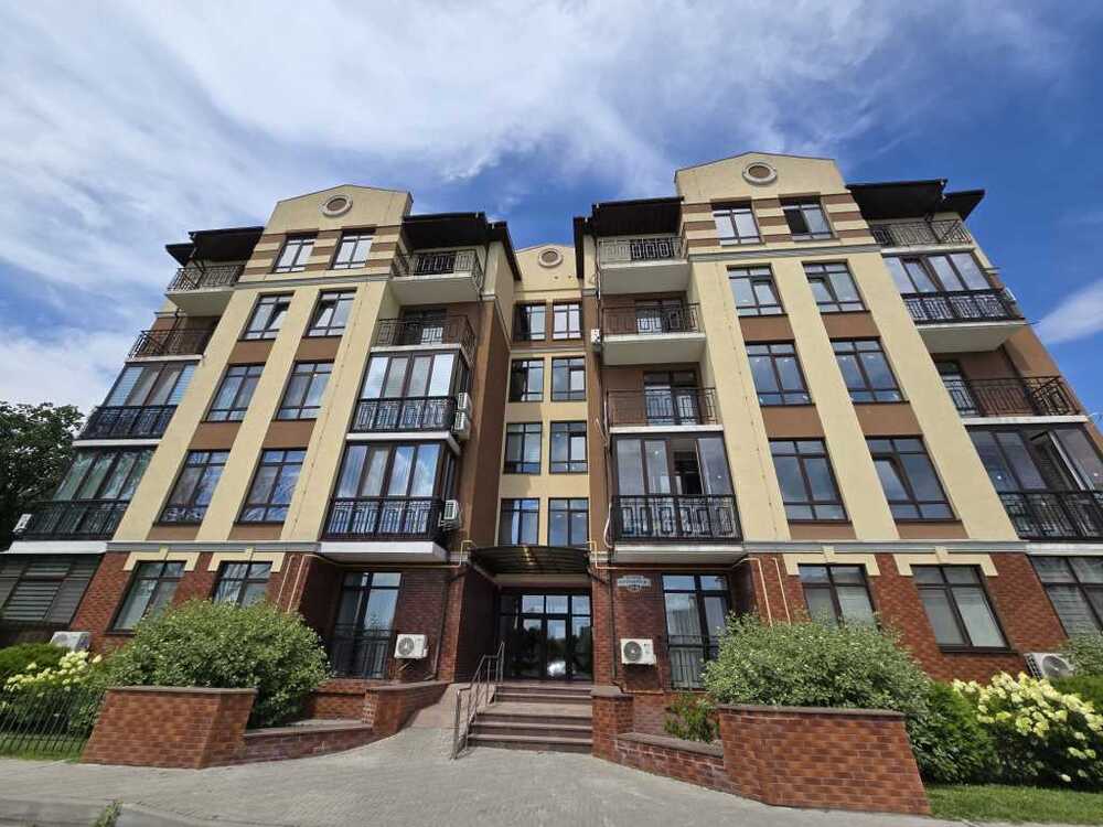 Продам 1-к квартиру Київ, Голосіївський, вул. Метрологічна, 52. 