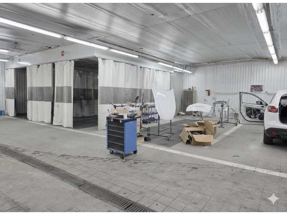 Продам  торгову площу Київ, Голосіївський, дорога Кільцева. 