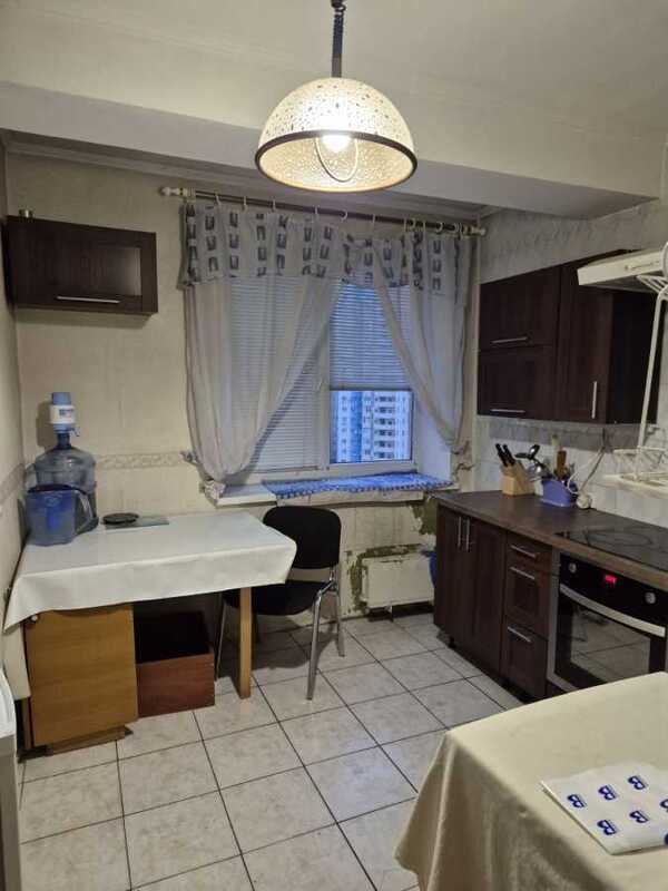 Здам довгостроково 2-к квартиру Київ, Дніпровський, вул. Двінська, 19. 